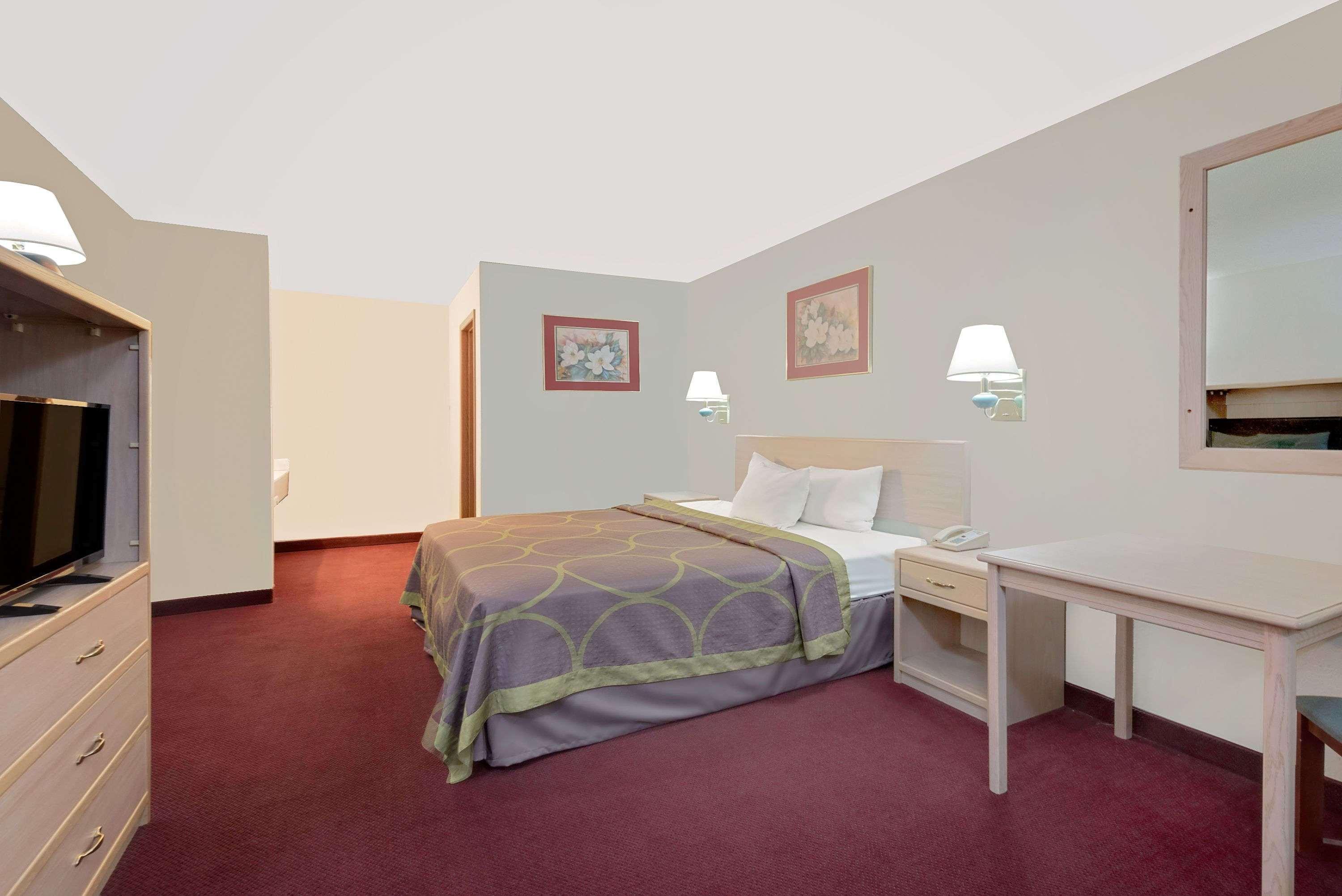 Super 8 By Wyndham Keystone/Mt. Rushmore Екстериор снимка